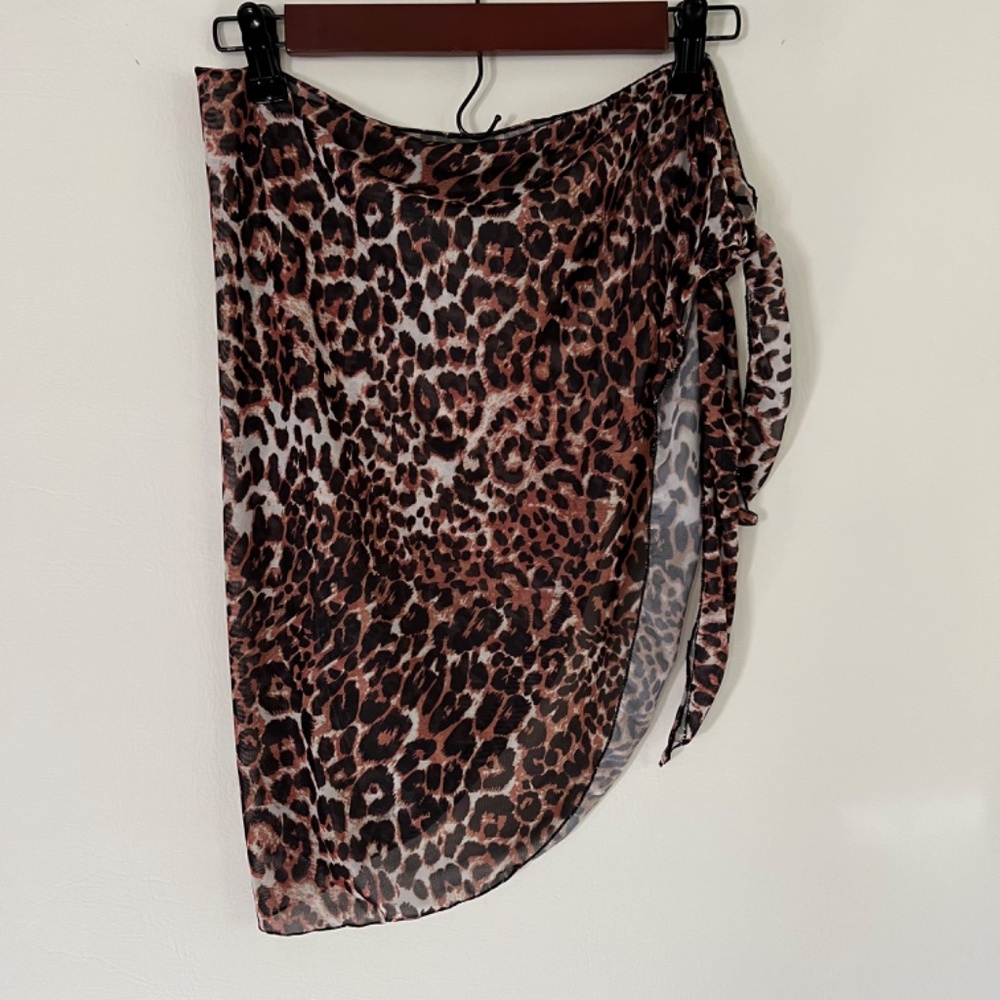 Sheer Leopard Print Sarong - Picture 4 of 4